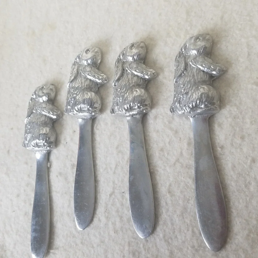 Bunny Rabbit Butter Spreaders Cheese Knives Easter Spring Set of‎ 4 Silver Tone